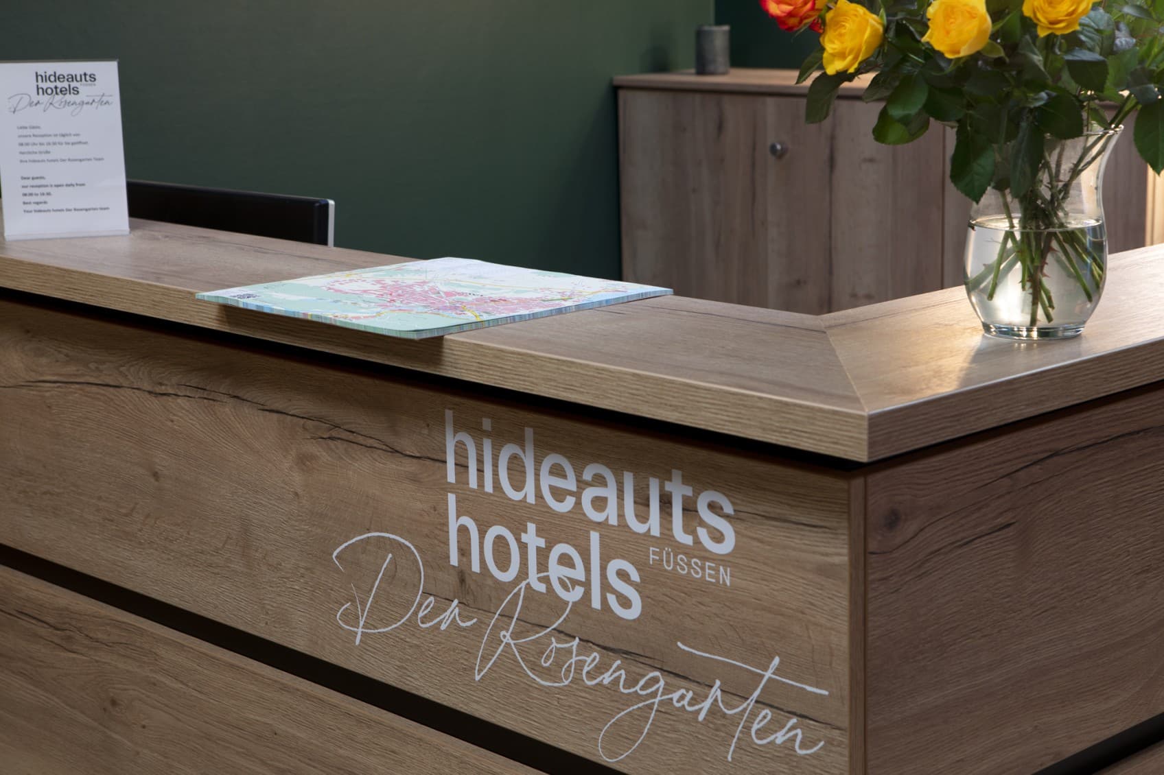 hideauts stay